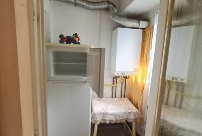 Garsonieră decomandată în Gară - 6