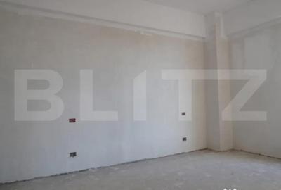Apartament cu 3 camere decomandat în Central - 1