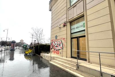 Spațiu comercial, de 217 mp, în P-ța Victoriei - 4