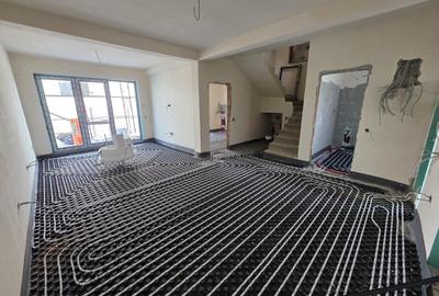 Casă individuală cu 4 camere cu Canalizare în Bragadiru