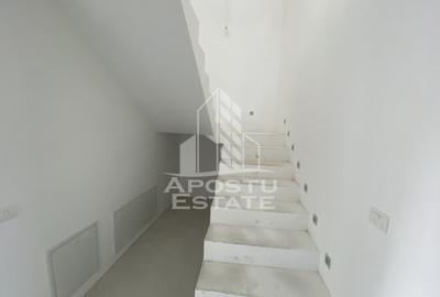 Duplex cu 5 camere cu Canalizare în Dumbrăvița - 9