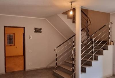 Casă cu 4 camere în Roznov - 6