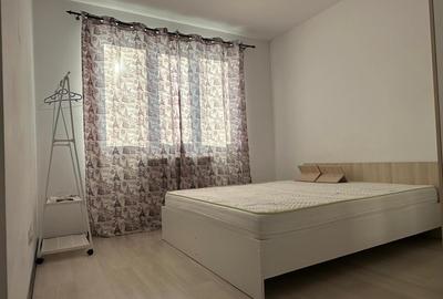 Apartament cu 2 camere decomandat în Berceni