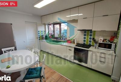 Casă cu 4 camere cu Teren 532 Mp în Groși - 2