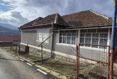 Casă cu 4 camere în Tălagiu - 4