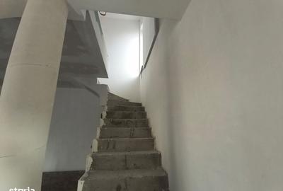 Casă cu 4 camere în Șcheia - 8