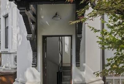 Casă individuală cu 9 camere cu Teren 200 Mp în Central - 29