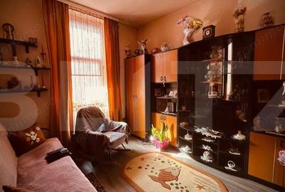 Casă cu 6 camere cu Teren 277 Mp în Central - 2