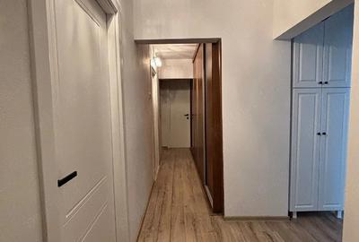 Apartament cu 5 camere decomandat în Central - 3