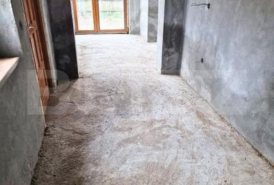 Casă cu 3 camere în Costești - 10