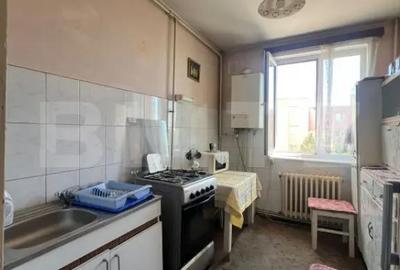 Apartament cu 3 camere decomandat în Turda - 4