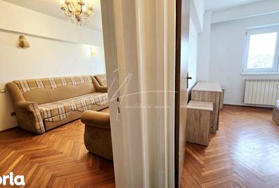 Apartament cu 3 camere semidecomandat, mobilat în 13 Septembrie - 2