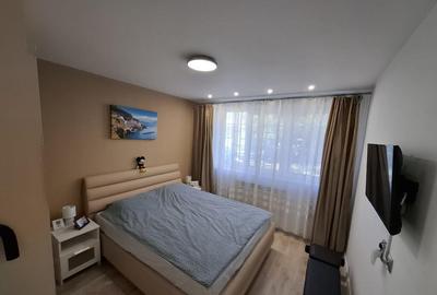 Apartament 3 camere zona doina sector 5 - 11