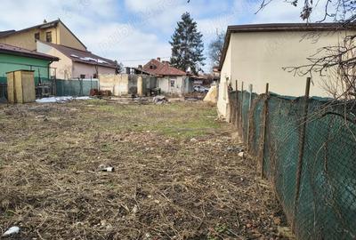 Casă cu Teren 686 Mp în Ultracentral