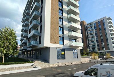 Spațiu comercial, de 90 mp, în Central - 4