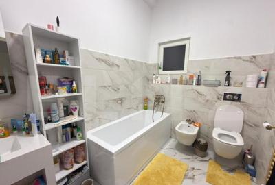 Apartament 3 camere, 90 mp, zona Ultracentral - 2