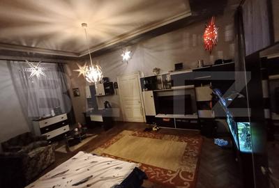 Casă cu 5 camere cu Garaj în Central - 9