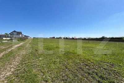 Teren de 800 mp, în Central