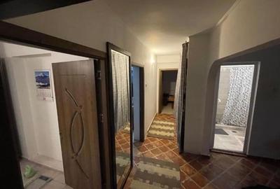 Casă individuală cu 3 camere cu Canalizare în Vest - 1