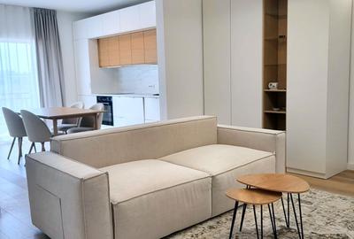 Apartament cu 2 camere semidecomandat, mobilat în Mărăști
