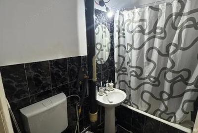 Apartament cu 3 camere semidecomandat în Central - 2