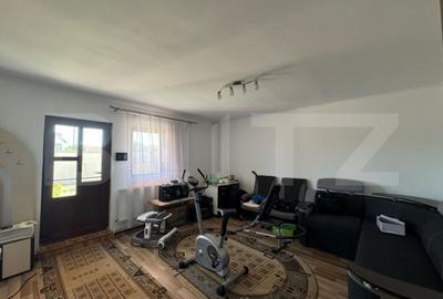 Casă cu 5 camere cu Teren 1000 Mp în Criș - 8