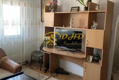 Apartament cu 3 camere în Podu Roș - 4
