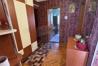 Apartament cu 3 camere decomandat, mobilat - 3