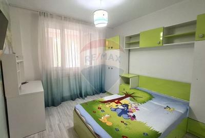 Apartament 3 camere, 75.8mp,  zona Titan, 1 Decembrie 1918 - 23