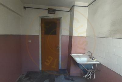 APARTAMENT DECOMANDAT 3 CAMERE- ZONA NORD - 6