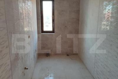 Casă cu 2 camere cu Teren 2000 Mp în Central - 13