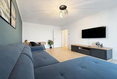 Apartament cu 2 camere decomandat, mobilat în Tractorul - 13