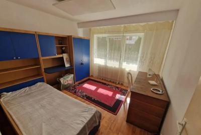 Apartament cu 3 camere decomandat în Hotvon - 2