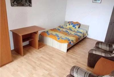 Particular inchiriez camera - 2