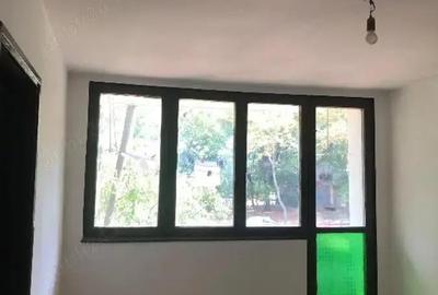 Apartament cu 3 camere semidecomandat în Țiglina 1 - 1