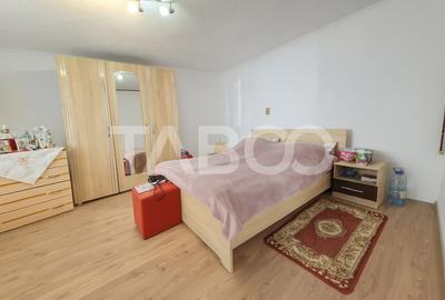 Strada Parului -  Casa de vanzare cu 3 camere Cartier Marmelada - 3