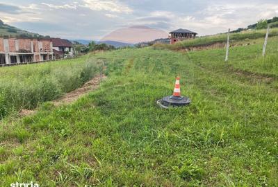Teren de 852 mp, în Central