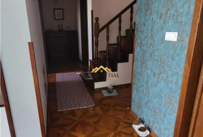 Casă cu 4 camere cu Teren 200 Mp în Central - 6