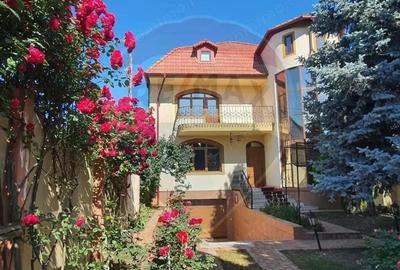 Casa spa?ioasa de vanzare S+P+1E+M | Zona Ultracentrala I Galati