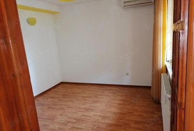 De vanzare sau inchiriere spa?iu 300 - 6