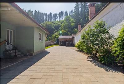 Casa individuala in Rasnov renovata complet - 1