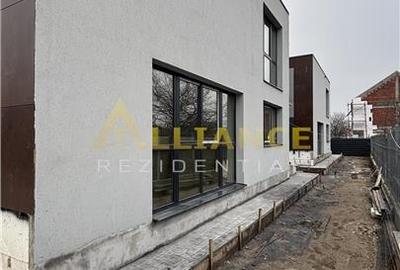 Casă cu 3 camere cu Canalizare în Central - 4