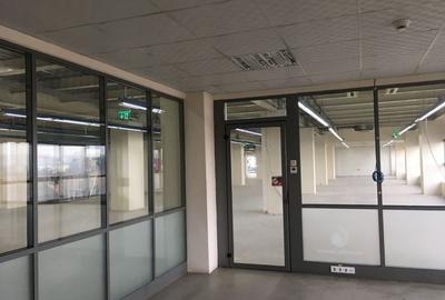 SPATIU INDUSTRIAL SHOWROOM - depozit cu showroom Cal. Grivitei - 6