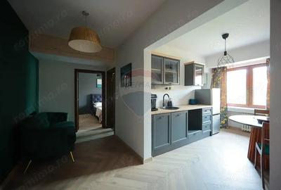 De inchiriat apartament 2 camere - ultracentral, loc de parcare,lift