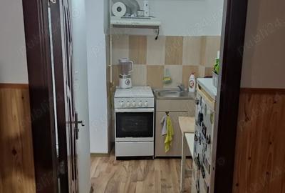 Inchiriez apartament o camera - 5