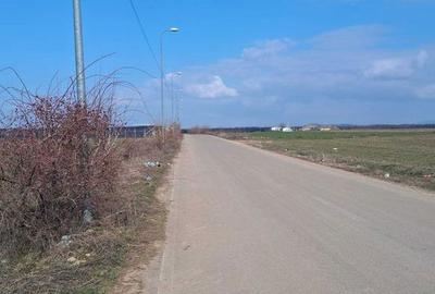 Teren de 8100 mp, în Central - 3