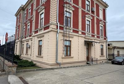 Spatiu de Birou/Spatiu comercial 65m2 zona Tatarasi - Aurel Vlaicu - 1