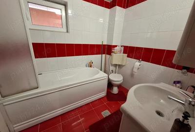 Str. Victoriei (tronson Marul de Aur) apartament 2 camere, in bloc tip vila, cu gradina - 2