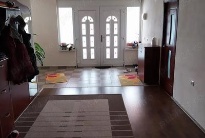 Vand casa individuala - 8