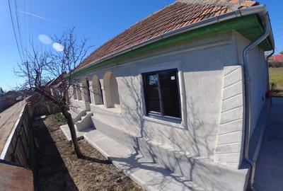 Casă cu 4 camere în Ciorani - 4